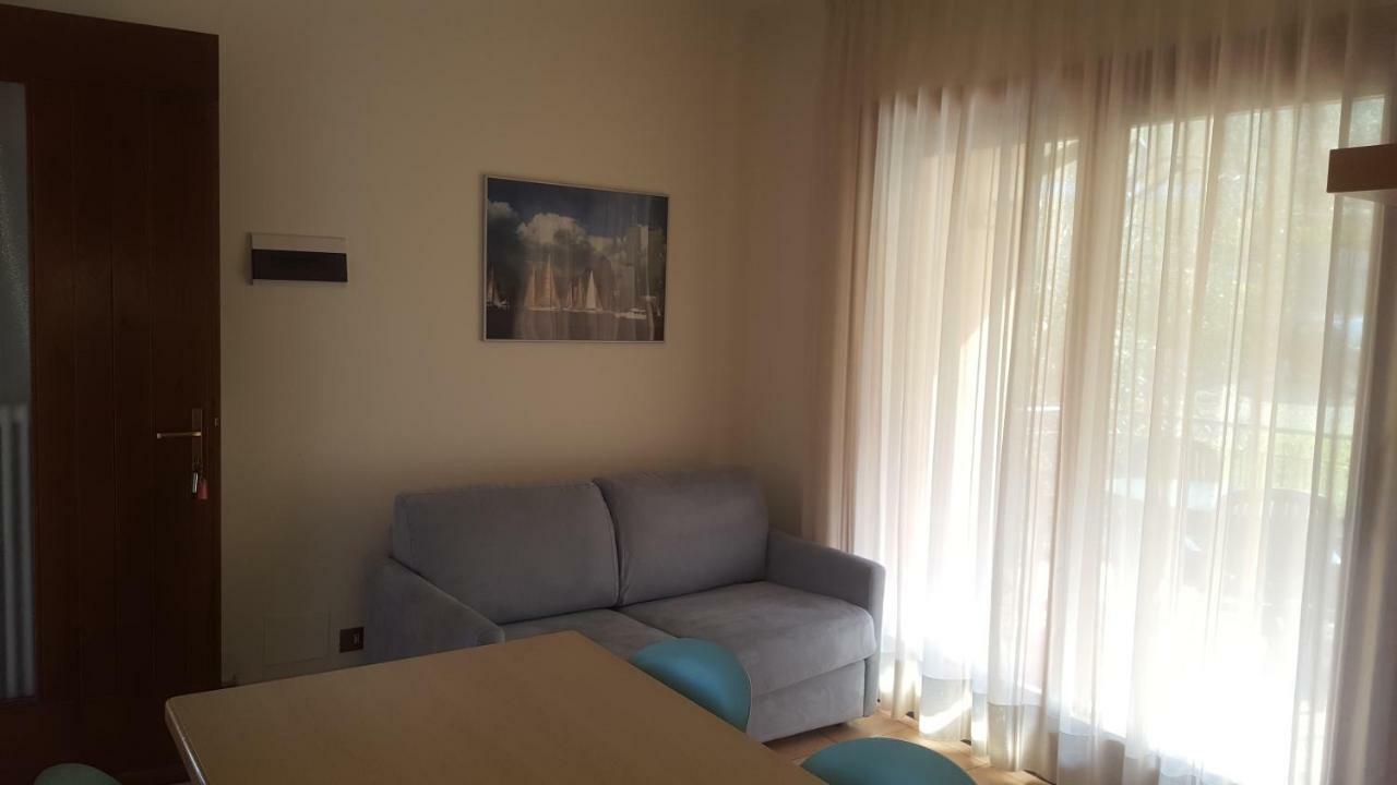 Appartamenti Chemasi Brenzone sul Garda Exterior foto